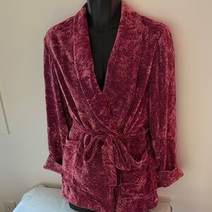 Luxurious Velvet Robe in Rich Burgundy
